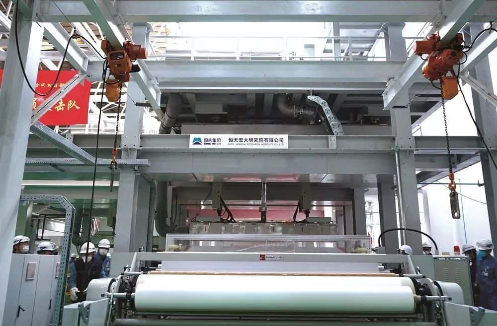 《湖北日?qǐng)?bào)》頭版頭條：“一塊布”上“三升級(jí)”——仙桃非織造布產(chǎn)業(yè)轉(zhuǎn)型升級(jí)一年間  第5張