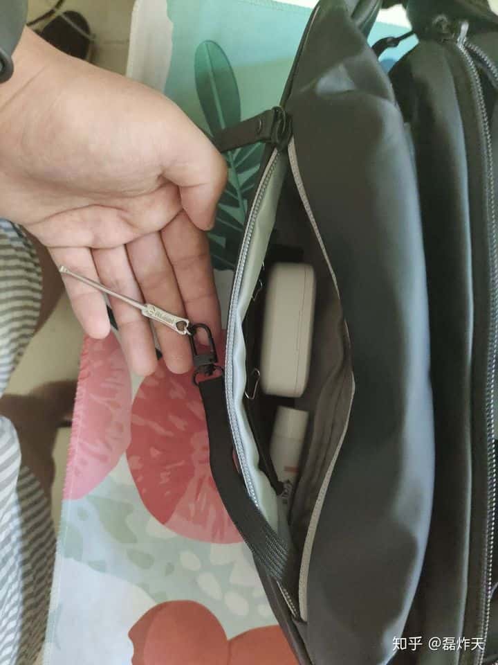 小米胸包新款開箱體驗，對比諸多米包  第18張